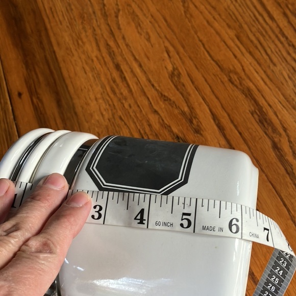 OGGI WHITE BLACK & SILVER AIRTIGHT CANISTERS IN GOOD USED CONDITION - Picture 9 of 12